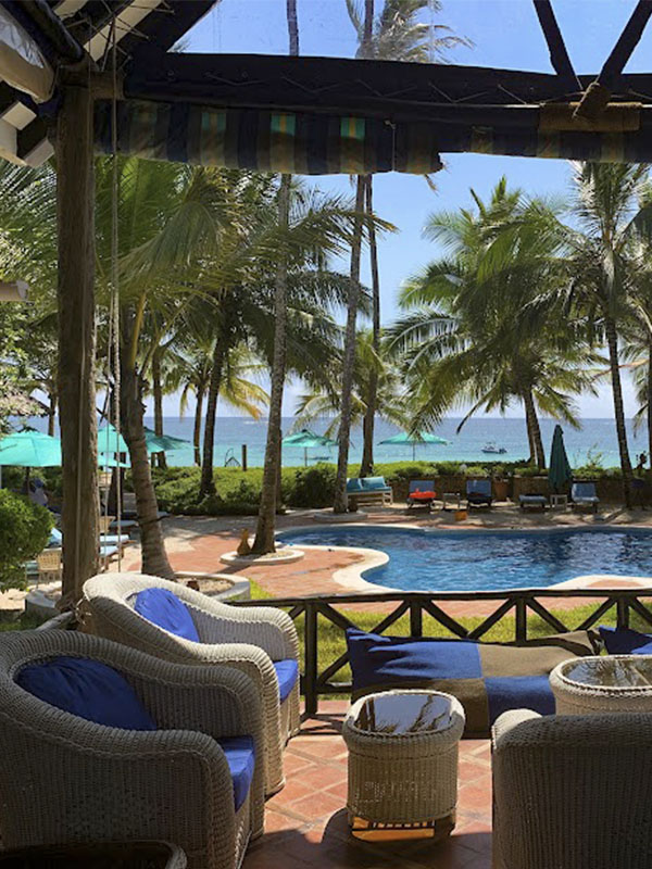 Asha Boutique Hotel pool and garden area